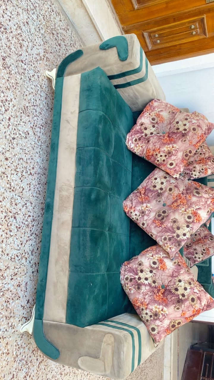 السلام عليكم تخم تركي عشر مقاعد نظيف سعره ٢٠٠وبي مجال بغداد المشتل


**إذا كنت صاحب هذا الإعلان وتريد حذفه لأي سبب، رجاءا أرسل رسالة إلى الدعم الفني**