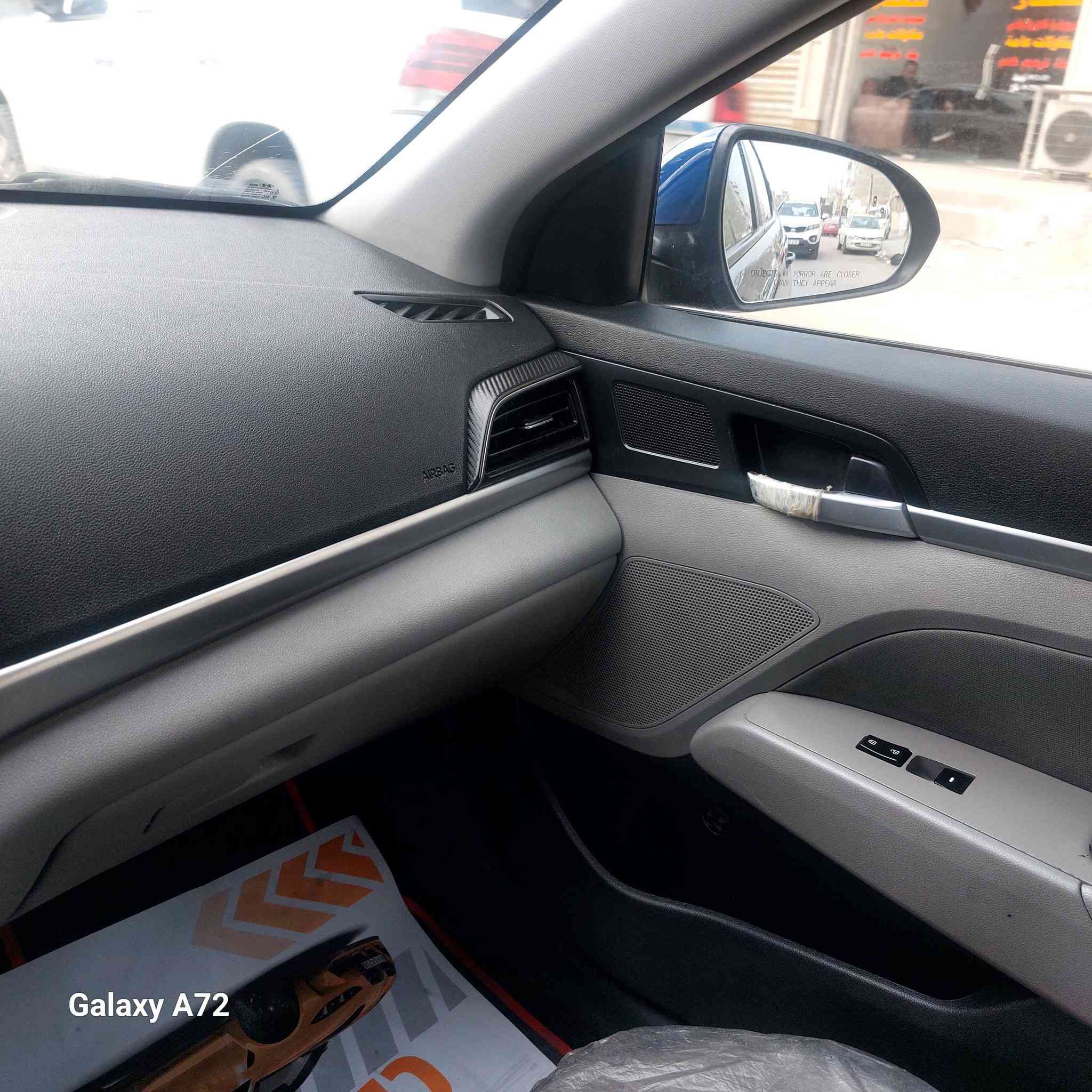 معوقين بغداد وكاله عامه مطلقة وصاحبه شاب
محرك 2000 دوش كير 8نمر تبريد ثلج تخم تاير جديد 
رادار امامي وخلفي 
مثبت سرعه
مانع نزلاق
قياده ذاتيه
توقف ذاتي 
سياره جديدة مابيه حادث وارده سرقة شاشة فقط وضرر بسيط بجاملغ السايق 
مكاني بغداد سعر 11500$ وبيه مجال
ستفسار ***********. / sim ***********
