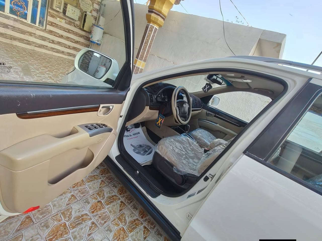 سلام عليكم لل بيع سنتافي موديل 2012 خليجي رقم بغداد دولي بسمي محرك6/3500 فول عده الفتحه تبريد تدفيه شغالات تبريد ثلج كهربائيات كلها شغاله تخم تاير جديد صدر امامي خلفي جديد سياره جديده بمعنى الكلمه بيها 5قطع رش اثر شخوط فقط ابيع حزام سياره جاهزا برغي متخلي عليها سعر 126 وبيها مجال فليل العنوان ديالى رقم الهاتف ***********
