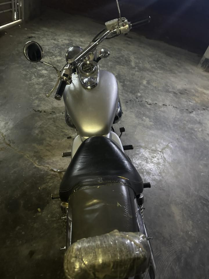 سلام عليكم دراجه البيع هارلي سعر خاص ***********
