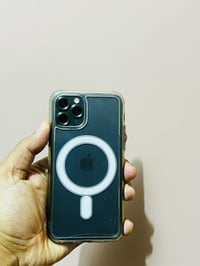 ايفون ١١ برو • بطاريه ٧٣ • قرب جامعه العين