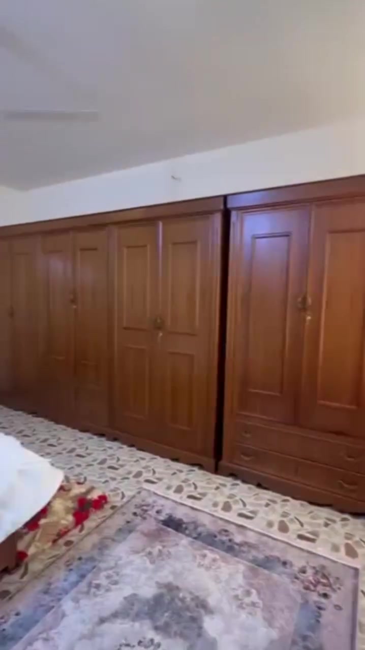 سلام عليكم غرفة نوم صاج درجة اولئ شغل توصئ قبل سنه سويتها نظيفة جدا سعر ٢٥٠٠ مليونين ونص وبيها مجال مكان بغداد الغزالية


**إذا كنت صاحب هذا الإعلان وتريد حذفه لأي سبب، رجاءا أرسل رسالة إلى الدعم الفني**