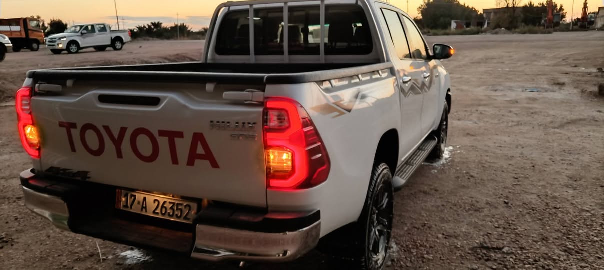 السلام عليكم للبيع هايلوكس بيكم موديل 2024 سياره كفاله عامه رقم كتاب شهداء مثنى ورقمه وجاهزة سياره سبير منازل تخم تواير الشركه سياره على وضع الشركه سياره جديده فول مواصفات تبريد قطعتين كير تماتيك رقم الهاتف ***********
