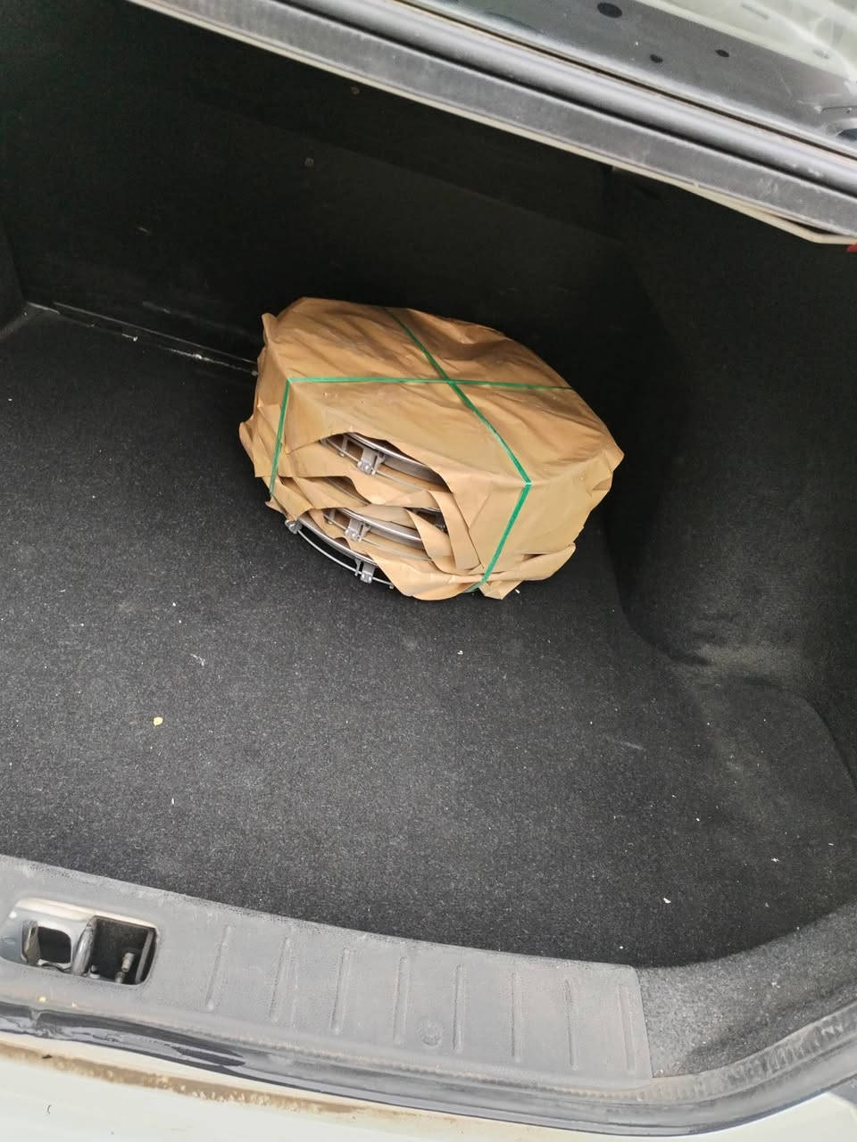 السلام عليكم نيسان سني ٢٠٢٤ ام الضمان اخت الزيرو ماشيه ٢٨ كفاله عامه على وضع الشركه برغي مامفتوح بيها على ادينا من الشركه رقم  أربيل الدولي السعر ١٢٥ مكاني بغداد الجديده الأمين رقمي ***********
