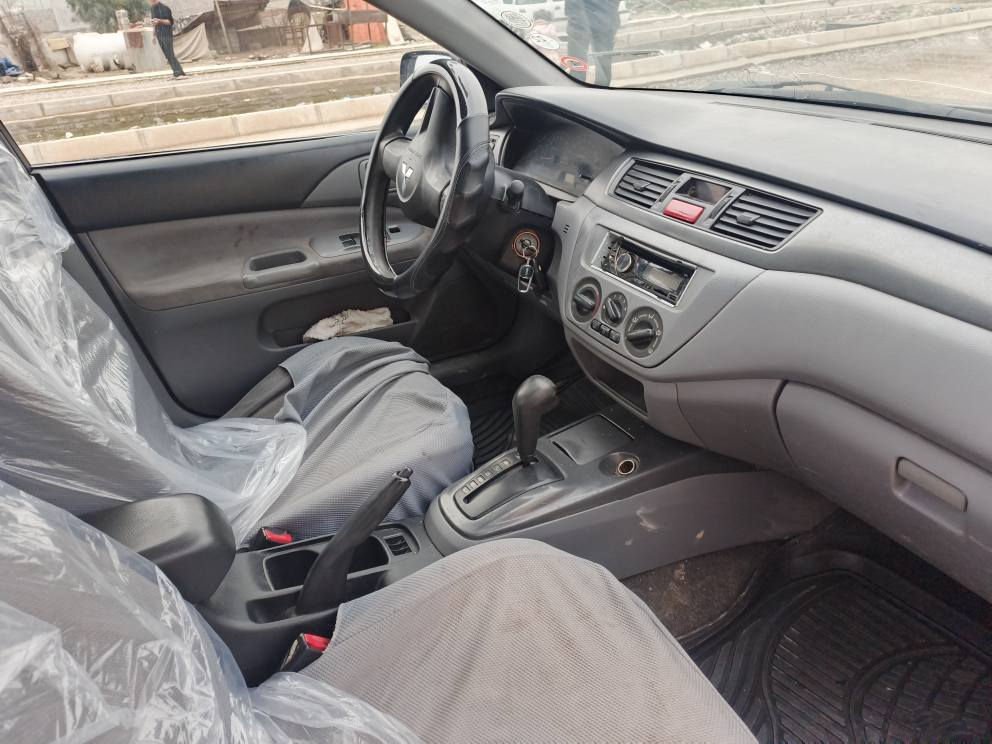 لانسەر ٢٠٠٨
چوار جام کارەبای
گێر تۆماتیک
مەکینە بچوک توندوو تۆلە  
حیزام بۆیاخ بۆجوانی
1 پارچەی چملغی لای سایق لێدراوی هه یە  سەنەوی بەسەر چوە
٦٥ گەڵا معامەلە
ژ.م: ***********
ڤایبەر و واتساپی لەسەرە أربيل, العراق
