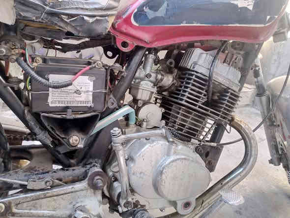 سلام عليكم ماتور جني محرك 200 بيهن صرف سعر 160 الف
***********
