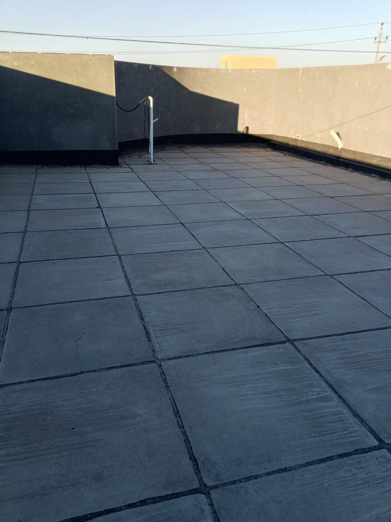 بيت لبيع بناء طابوك السكف صب بناء جديد يتكون من استقبال وغرفتين وصالة ومطبخ ومنور وصحيات داخلية وخارجية منطقة الشافعية قرب مدرسة باقر العلوم السعر عل خاص او على الرقم ***********
