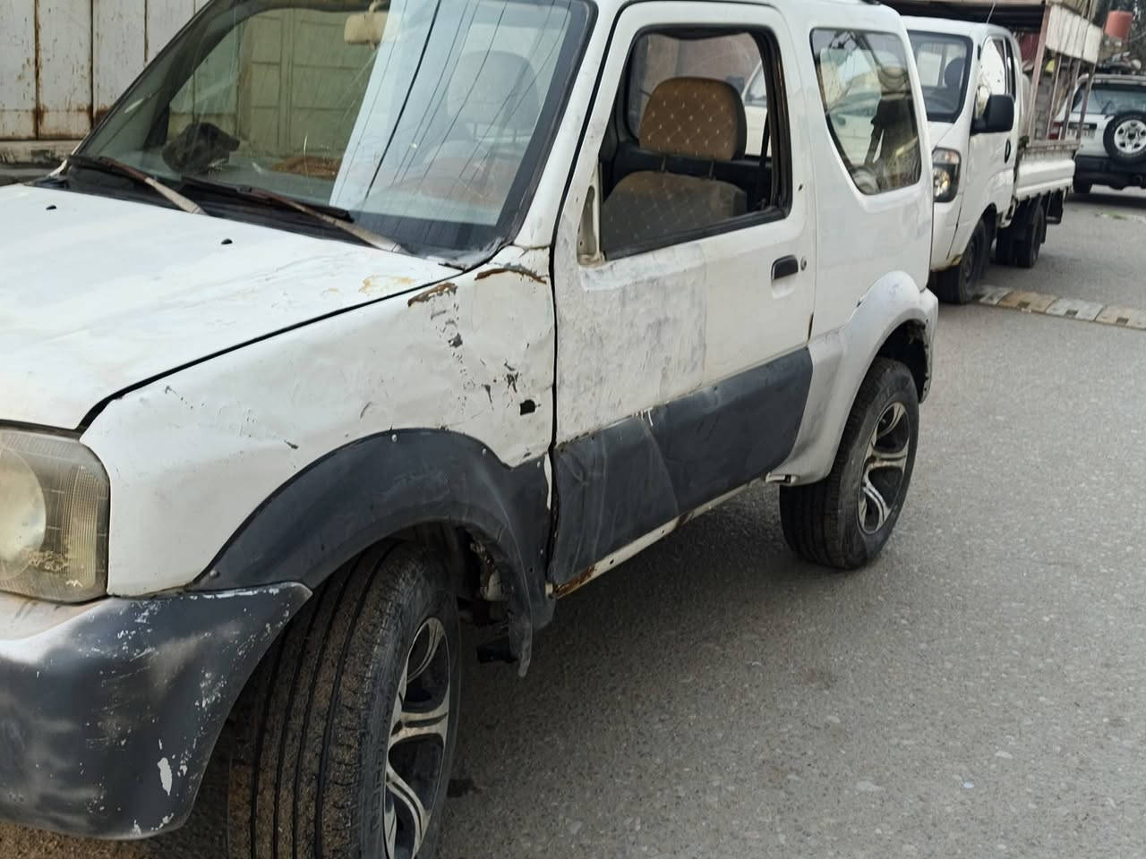 سياره سازوكي جمني أدوات للبيع سعر قفل ١٥ ورقه سياره جاهزه ماعده تصليح جاملغ مكان سياره بصره ***********
