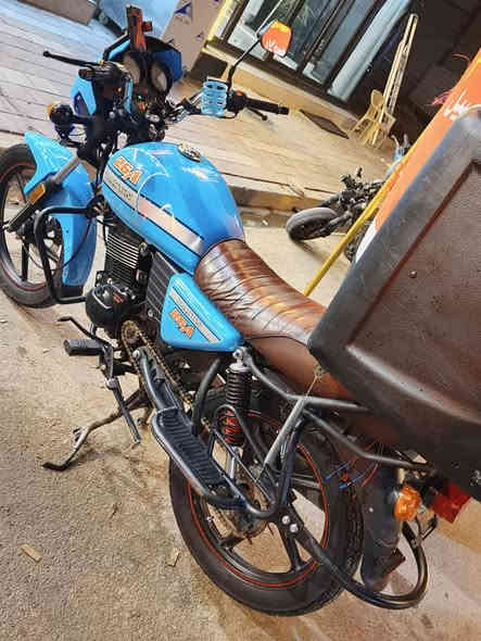 دايون موديل٢٣ مرقم كربلاء مكفوله كفاله عامه كفاله مداور سعرها مليونين و٢٥٠ الف وبيها مجال لشراي دراجه نظيفه ومعتني بيها
*********** النجف
