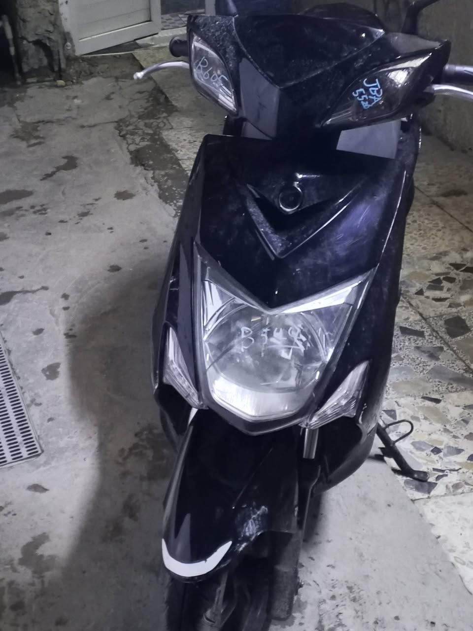 السلام عليكم دراجه،البيع دراجه ما نقصه يشي خير من والله مستعجل عله بيعته سفسار،عله،رقم ***********
