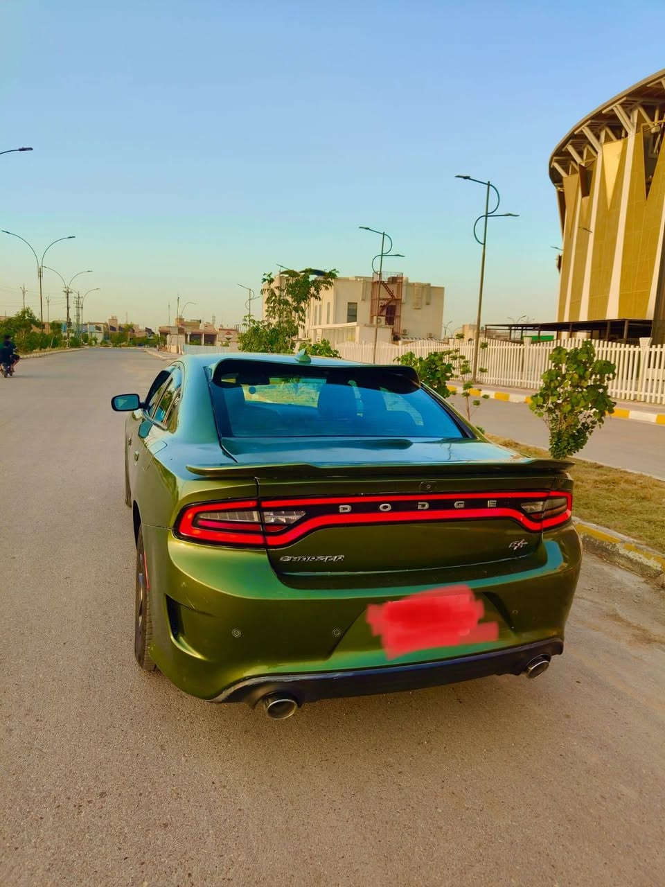 دوج جارجر RT   ا  2020 اصل
رقم بغداد بسمي

المكينه 5.7 بيها منظومة غاز يعني تنسه الصرف

 شفتات تحكم ، سوبر تراك ، شاشه كبيره كار بلي ، تشغيل عن بعد ، كشنات حظن كهربائي ، سستم صوت ، وضعية سبورت ،صالنصات بلاد صوت طرب ، حساسات خلفيه ،وهواي مواصفات ،

ضربتها بالمدگر الخلفي جهة البانزين والباقي طخات

ايرباكات الدرگه والدشبول  سليمه 

السياره تغيير لون  من فيلي الى زيتوني بدون تبديل اي قطعه . مع كفالة الشواصي  والتكم  واللغود والگص والعيب الشرعي وداخل البيبان بلاديات مامصبوغات والفحص مرفق بالمنشور
السياره جاهزه من كلشي نقصها بس تبريد 

مكاني الناصريه

السعر 172

***********

متوفر واتساب
