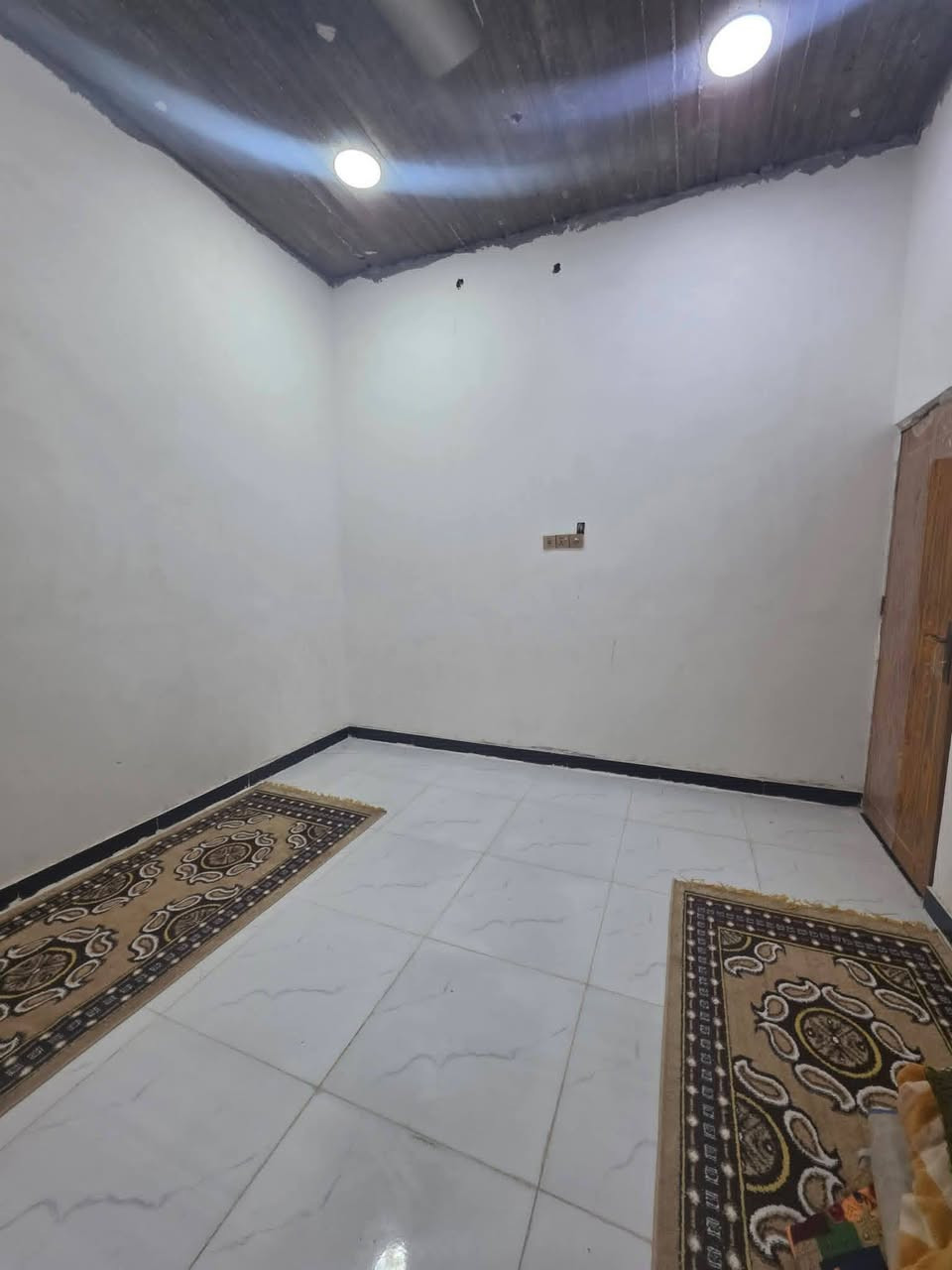 السلام عليكم وأسعد الله أوقاتكم 
☎️((***********))☎️

دار سكن للبيع 

#مساحه ::150متر

واجه 10 نزال 15

#جنس_العقار:: وقف سني مسجل 

#العنوان:: البهادري قريب على شارع صناعيه 

#يحتوي::البيت على غرف نوم عدد 2
ديوانيه 
صاله 
مطبخ 
صحيات 

بناء بلوك 
شارع 9م 

جميع الخدمات متوفرة ماء كهرباء مدارس نت كلشي قريب على 
#السعر ((58 و بي مجال ))
#اللاستفسار::إلا تصال على الهاتف ☎️ 📞 
هاتف ☎️***********☎️
