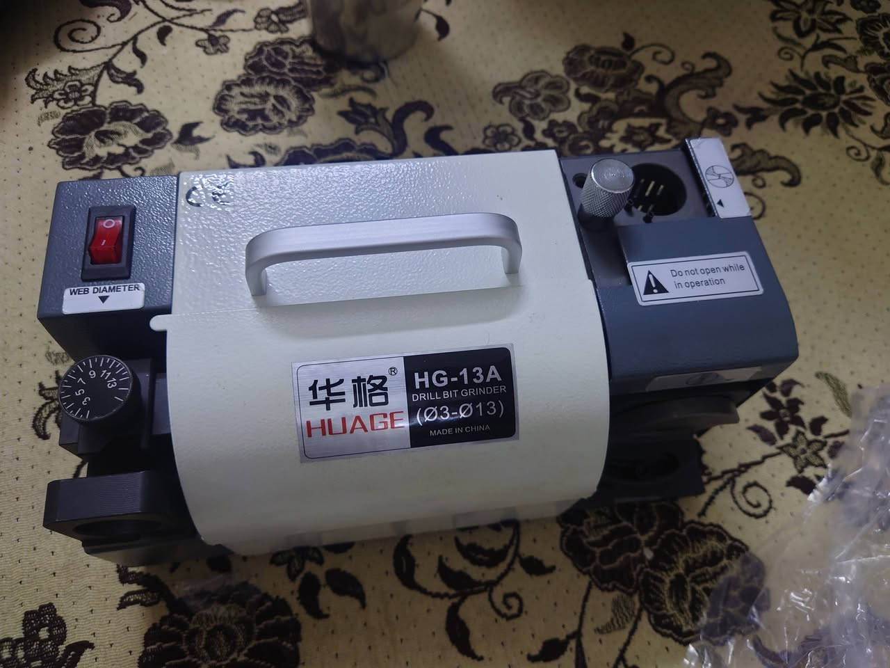 سلام عليكم اخوان هاذ مال شنو مال لقم مادري شنو للبيع ***********
بغداد
