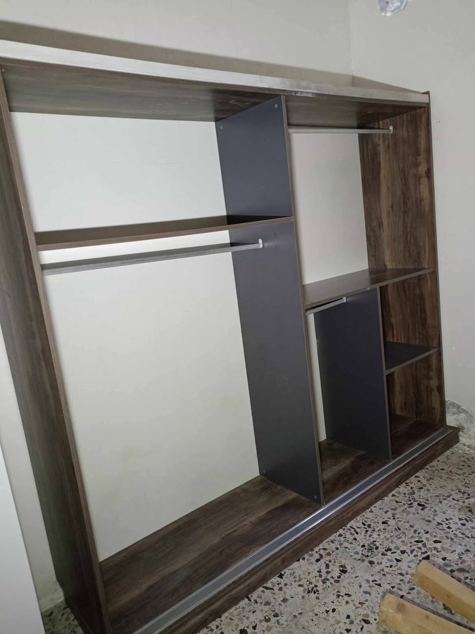 غرفة تركي 🇹🇷 مستخدام 5قطع  ✨✨
نضافه 90 💯
نظام سلايت 💖
السعر 400💖💸
مع شد🪛 ونقل 🚚  مجاني  داخل بغداد  محافظات بكروه


**إذا كنت صاحب هذا الإعلان وتريد حذفه لأي سبب، رجاءا أرسل رسالة إلى الدعم الفني**