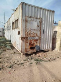 حاويه البيع هيه وشاصيه البيع شراي يتصل 07804213190سعر 17ورقه وبيه مجال