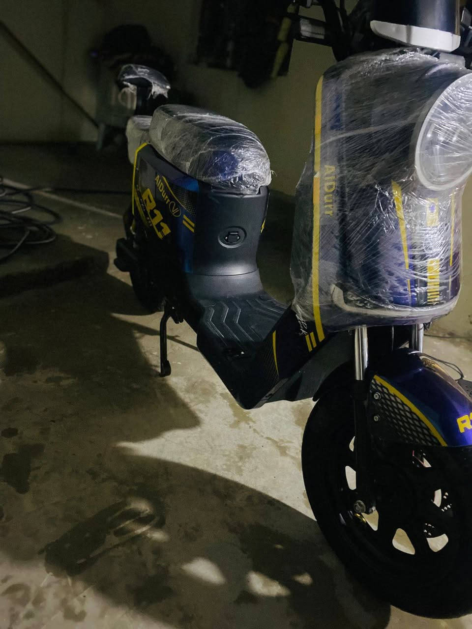 🛵 دراجه آر 11 موديل 2025 شرط الفحص
نقصها فقط يده بريك كدام 

🛑 عنوان / البصرة /الزبير 

رقم التواصل / ***********

سعرها 525 وبها مجال
