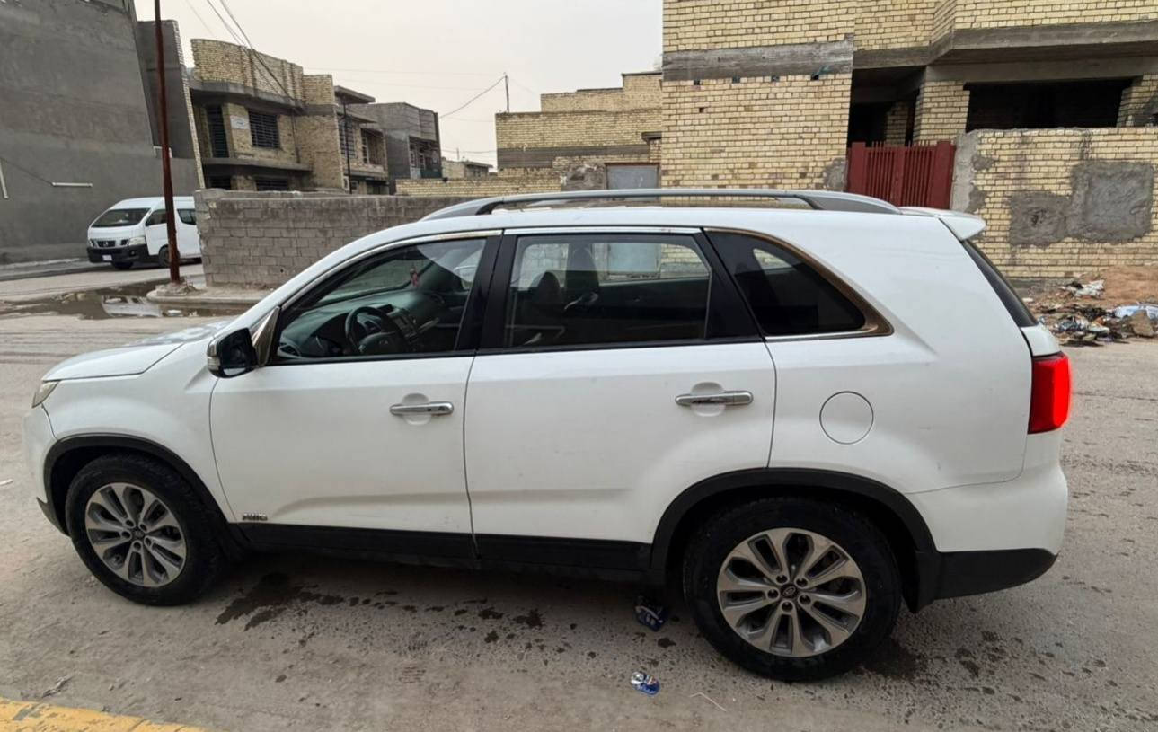 سلام عليكم 
سورنتو 2013 خليجي VIP
فول مواصفات  كويتي اعلى فئة 1/1
6 سلندر 3500
سقف بانوراما 
بصمات تشغيل وابواب
لد امامي خلفي 
داخل جلد قرميدي
كشنات كهربائية وتدفئة
حساسات
زراق لايت 
فور ويل 4×4
رقم بغداد باسمي شخصيا 
سيارة جديدة جدا سعرها معقول بالعافية ع الياخذها 

مكان السيارة بغداد 
رقم صاحب السيارة 
***********

السعر :: اطلبه بالتعليقات يصلك خاص 📩

#ادارة_الصفحه ⚡

ملاحظه / 🔴
مدير الصفحه غير مسؤول عن بيع وشراء واصوليات السياره نحن صفحه لعرض السيارات فقط.
