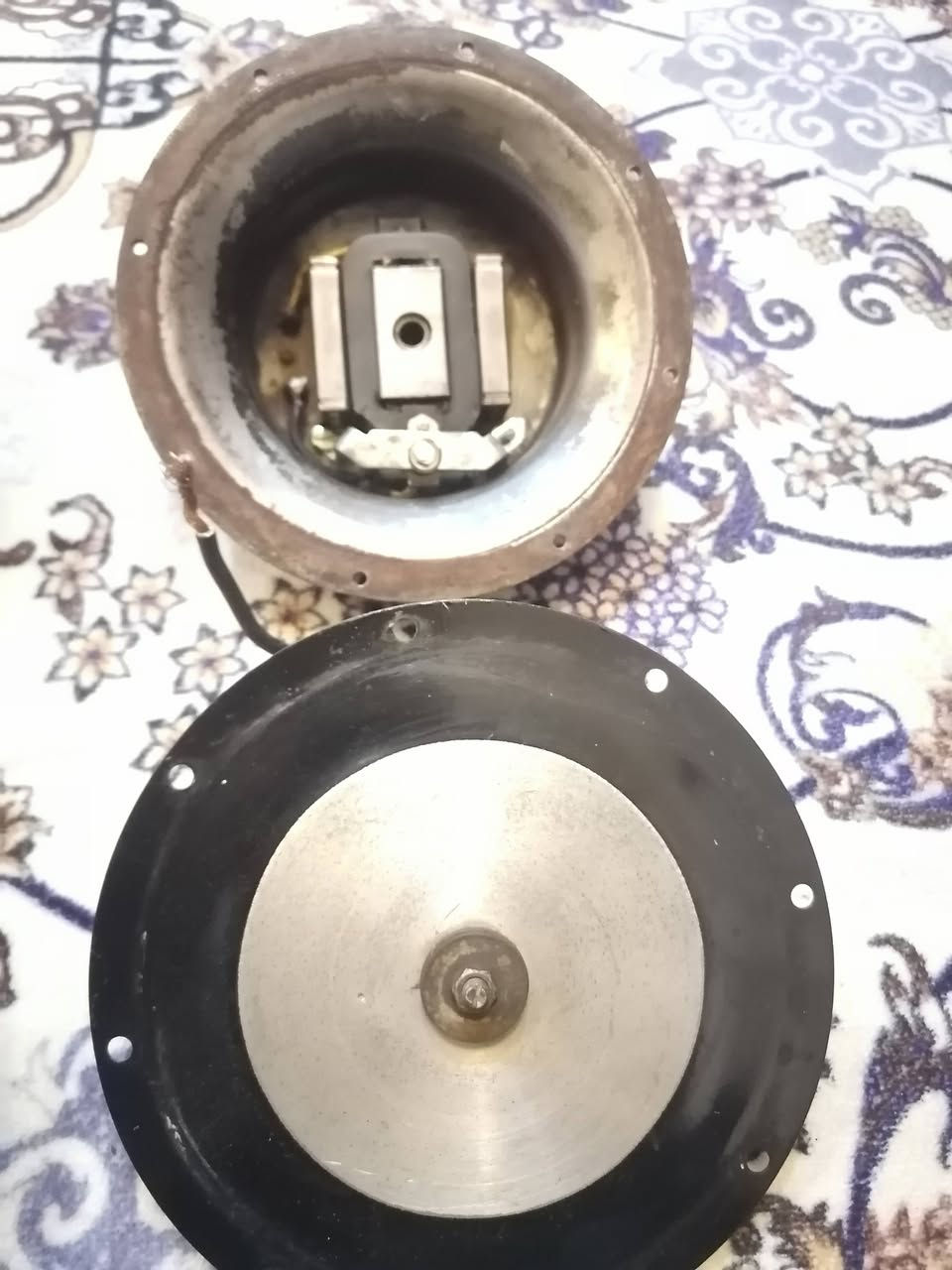 سلام عليكم غراض للبيع كبات تكتك اصليه وهورنات بووش مكاني بغداد حي الجهاد 0780779039 يوجد واتساب


**إذا كنت صاحب هذا الإعلان وتريد حذفه لأي سبب، رجاءا أرسل رسالة إلى الدعم الفني**