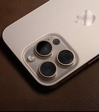 آيفون ١٦ برو ماكس • ٢٥٦ • شاشة جلخ