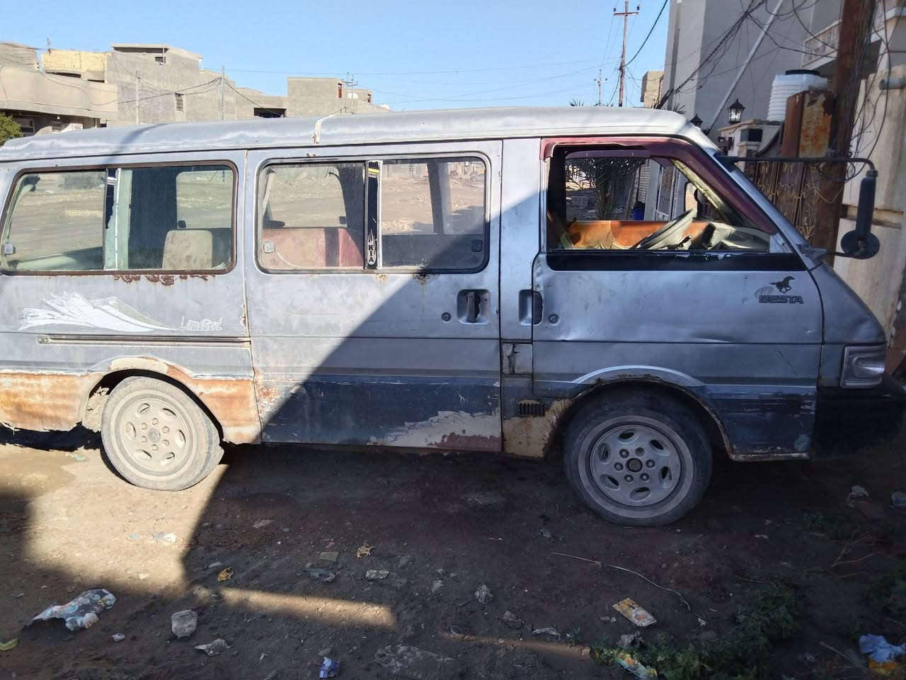 السلام عليكم
بستا للبيع موديل ٩٥ السنويه لل ٢٧ 
كير مكينه أكسل خير من الله 
السياره تحويل شرط البيع 
السعر ٢٢ ورقه


**إذا كنت صاحب هذا الإعلان وتريد حذفه لأي سبب، رجاءا أرسل رسالة إلى الدعم الفني**