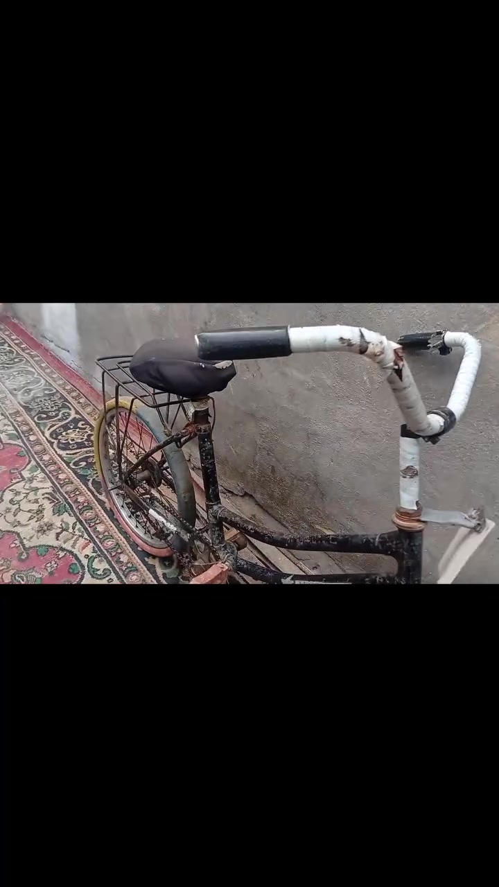 السلام عليكم  شباب الي يريد يشتري هاذ الباسكل خل يجي خاص السعرر 25 الي شتري خاص


**إذا كنت صاحب هذا الإعلان وتريد حذفه لأي سبب، رجاءا أرسل رسالة إلى الدعم الفني**