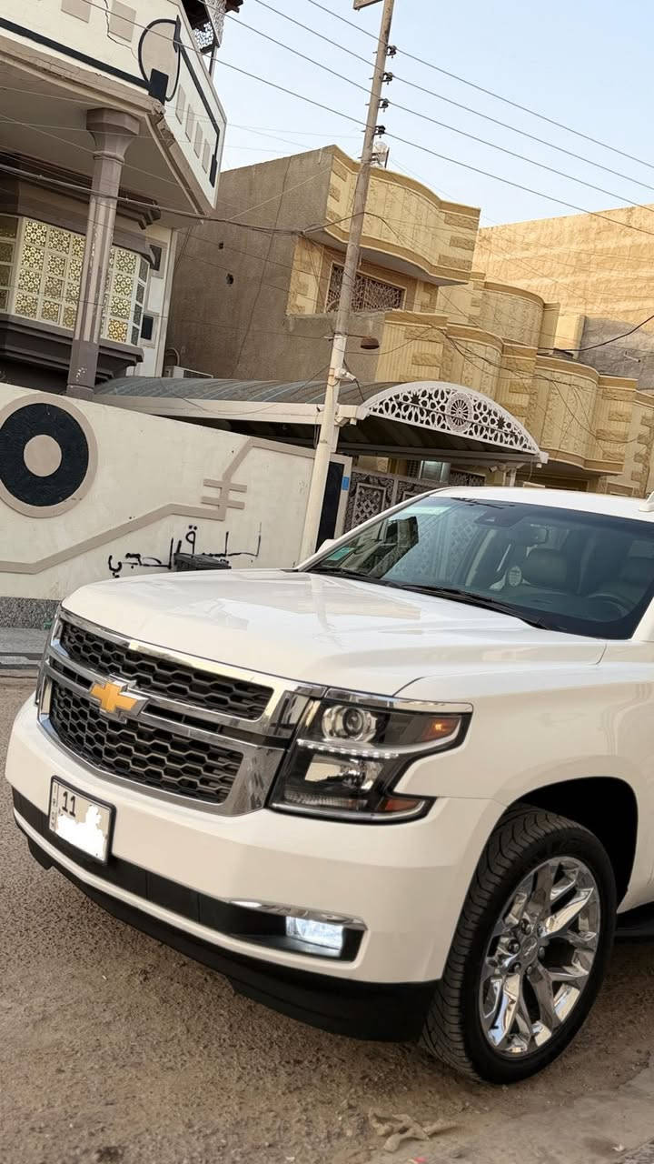 السلام ؏ـليكم تاهو موديل 2020 امريكي رقم بغداد الجديد كفاله ضربه وتبديل وصبغ وبارد ماشيه 90 مواصفات LT جديده السياره . 
السعر :355
العنوان : بصره 
رقم الموبايل:***********
