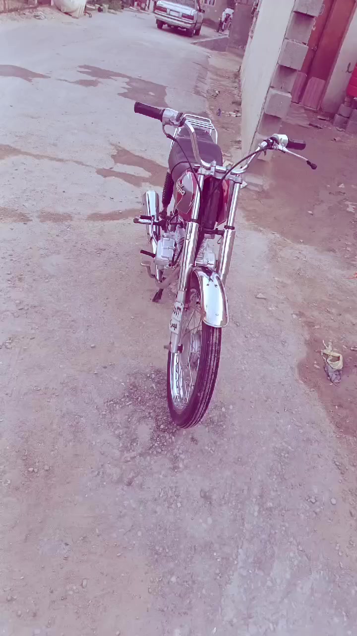 سلام عليكم يراني لبيع رقم وسنويه مديل 20 تنتهي ل 28دراجه جيس السعر مليون و700رقمي*********** وتساب
