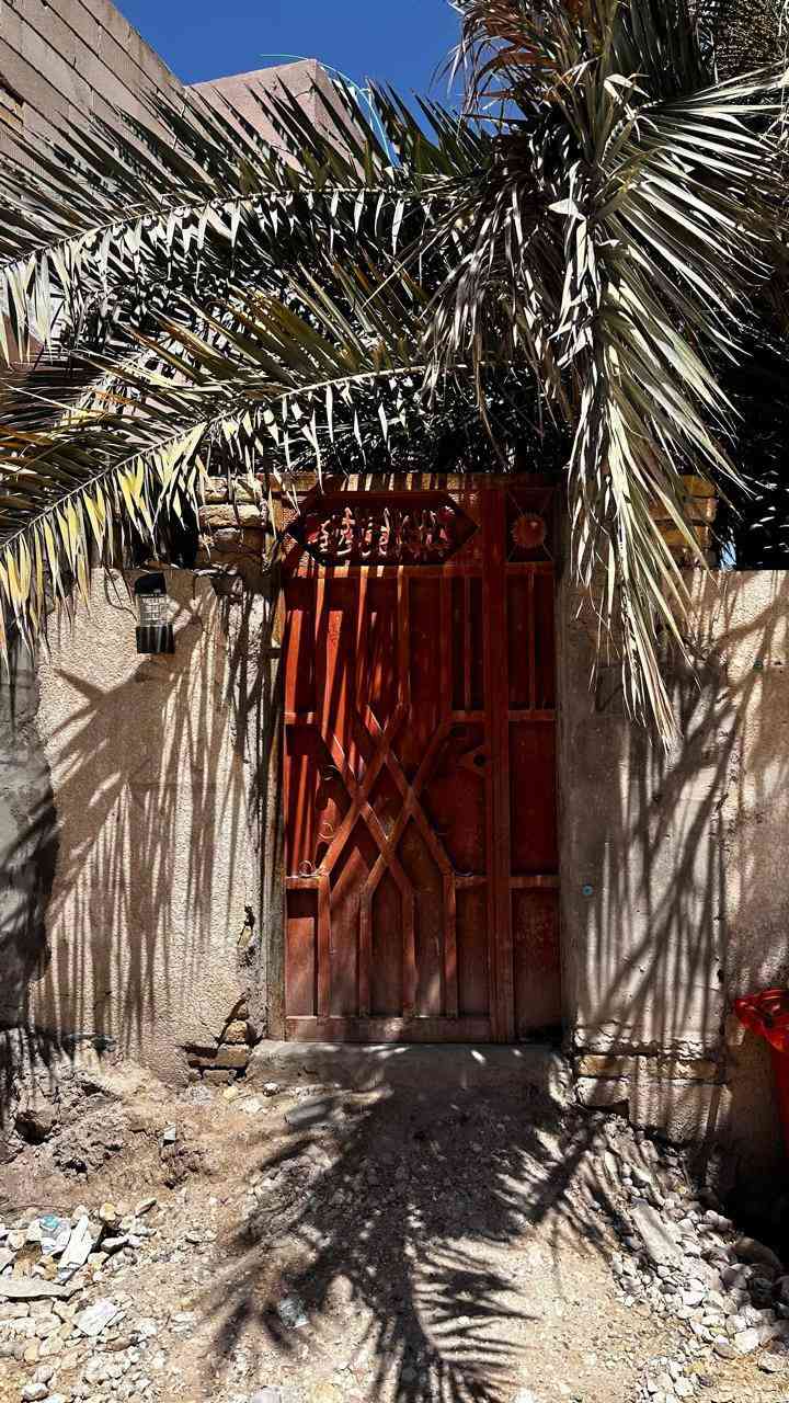 بيت للبيع قضاء القرنه

