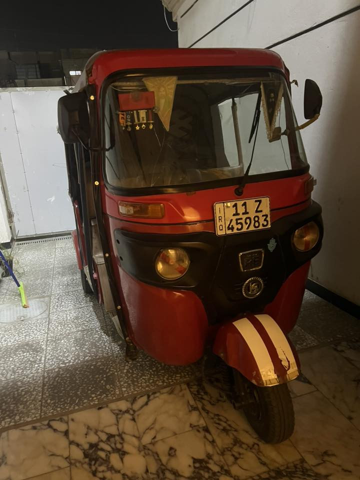 سلام عليكم تكتك للبيع 2018 كامله من كل نواحي كهربائيات من كلشي مرقم بغداد السعر 5ونص وبيها مجال مكاني بغداد حي العامل ***********
