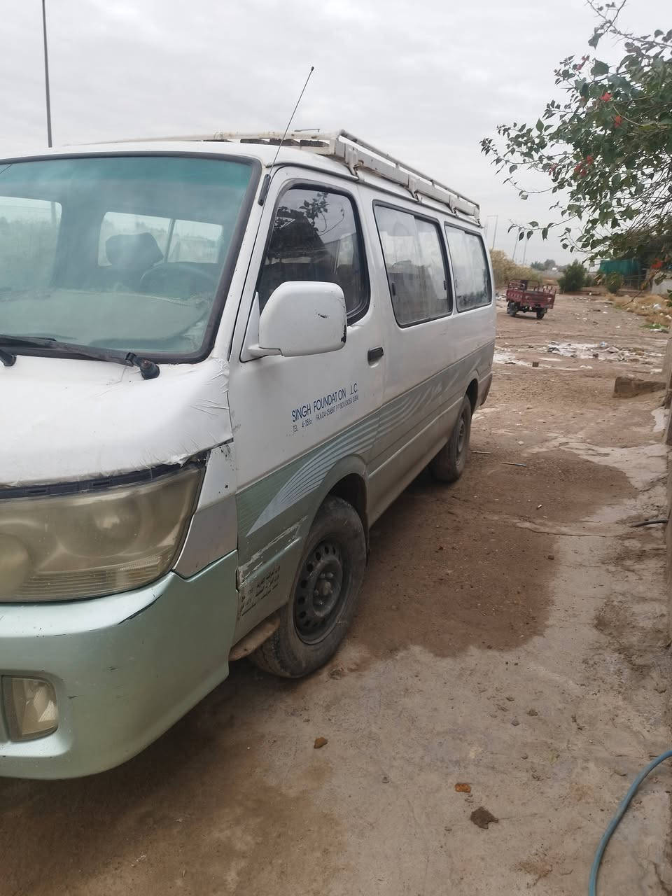 جنبي 2008 كير ومحرك مكفول قبل فتره شديناهن 
السياره بلاديه ولا قطرت صبغ بيه ولا ضربه فقط دشبولها تعبان 
مكانها حسينيه معامل 
السياره بسمنه مصفره من كلشي 
رقم الهاتف ***********
السعر 47 وبيه مجال الطيبين
