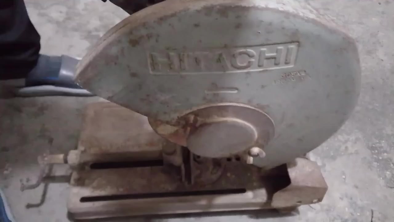 سلام عليكم كتر هيتاشي لبيع سعر ١٥٠ مكاني بغداد قرب ساحت القاء
***********
