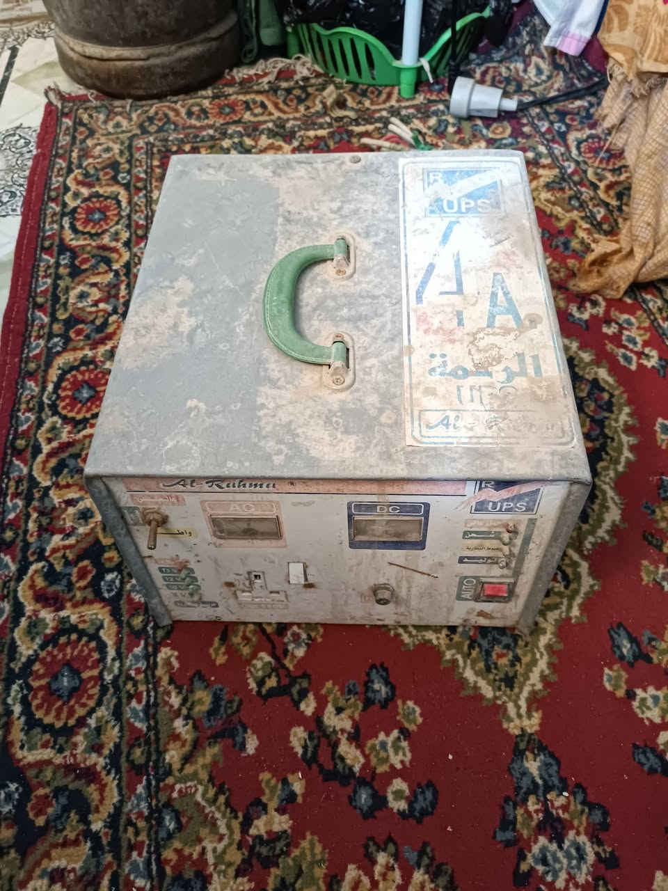 عاكسه للبيع ابيع هل موجود اخليها عل كهرباء صير بيها ونه ويشتغل ارون الفوك الدكمه المكان كربلاء ***********
