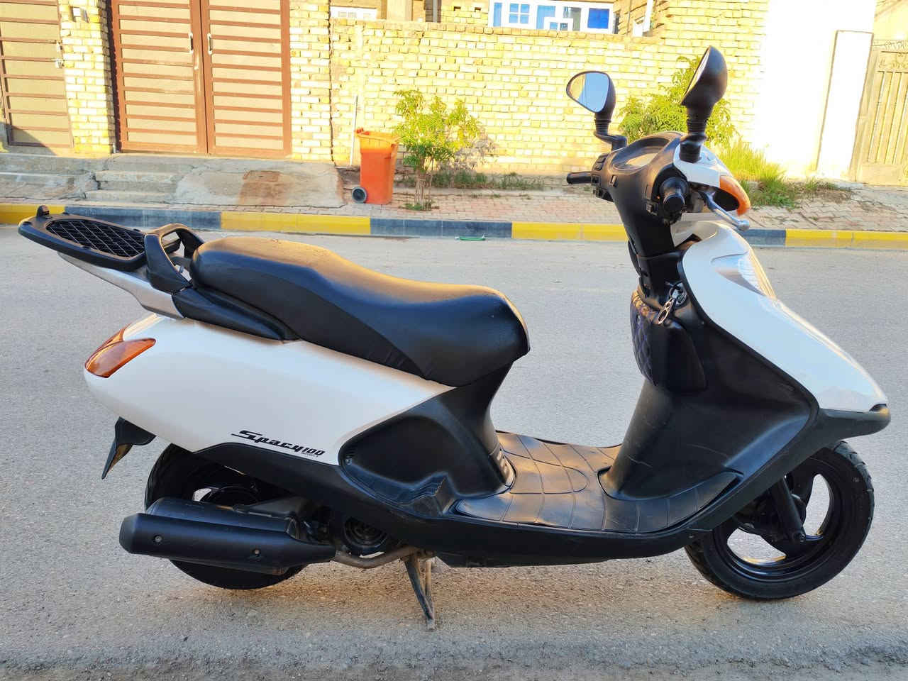 سبيسي ياباني للبيع مكفولة كفالة عامه ومشروطه بس مبدل كفرهه السعر طيب اتصل وتدلل ***********
