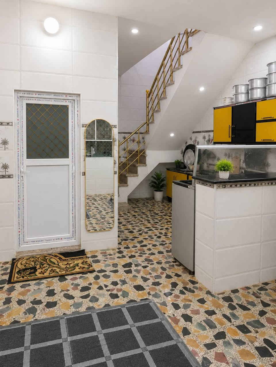 بيت بلمدينه خضراء دسيم مقابيل قطاع 73 قاط ثاني هيكل متوفر جميع الخدمات مي كهرباء مجاري جاي يشتغلون بلمنطقه تبليط قريب على شارع  )) لتواصل وتساب ***********
