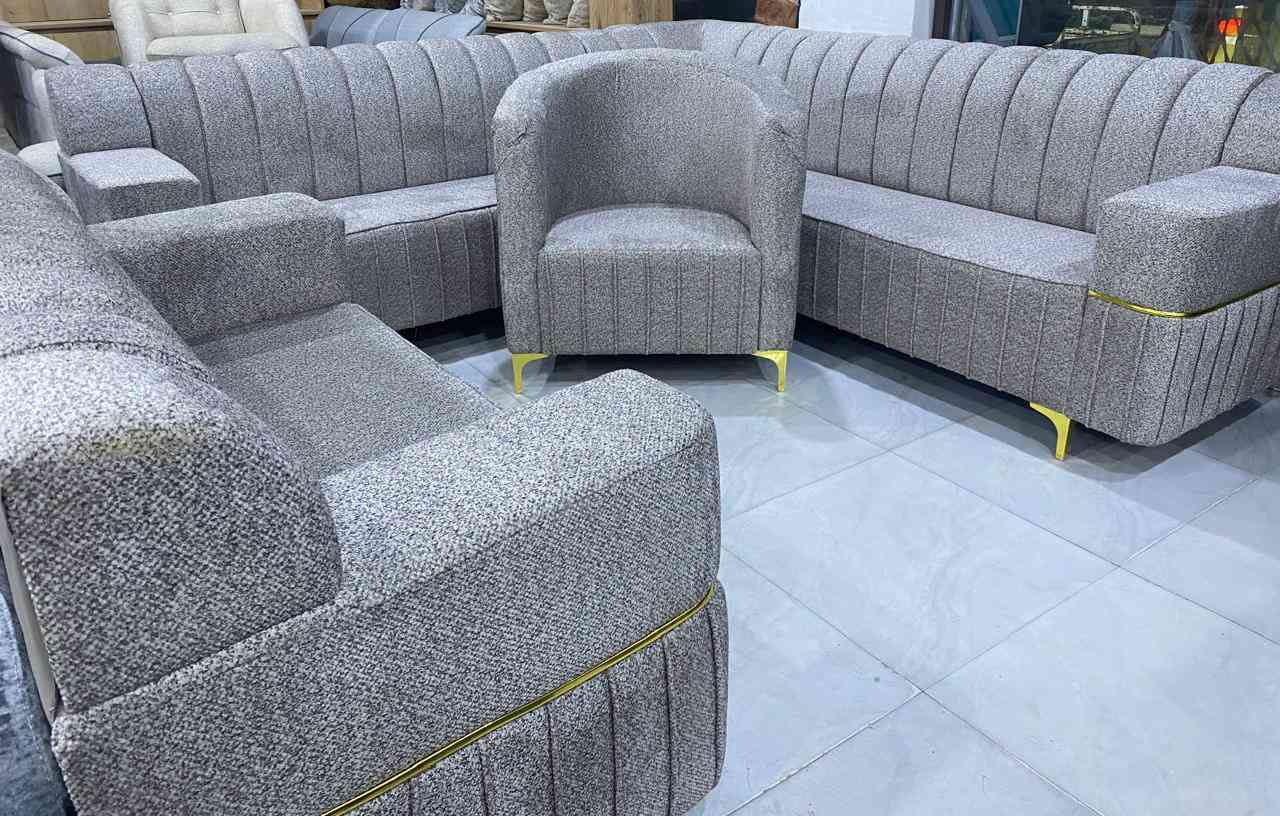 جوركر تخم ديوان ابو 750 صار ب 550 
عرض خاص بمناسبة العيد 
 يله احجز شمنتضر 550 الف 

تخم ديوان كامل ١٠ مقعد ٥ قطع ، قنفتين ثلاثية ، وقنفة ثنائي ، وزاويه ، وكرسي   بسعر جملة نبيع 
كل الموديلات والالوان متوفرة 
مواصفات الطقم:-.
1-الاسفنج مميز اول ضغط عالي 
2-الخشب بلوك اسود + جام روسي
3- قماش خاولي تركي اصلي 
4-ضمان حقيقي 

مـجمـع علي الشويلي
ناصريــــــة  شــــارع 30
 مجاور مكتب الصدرين للعقار

*********** 
***********
