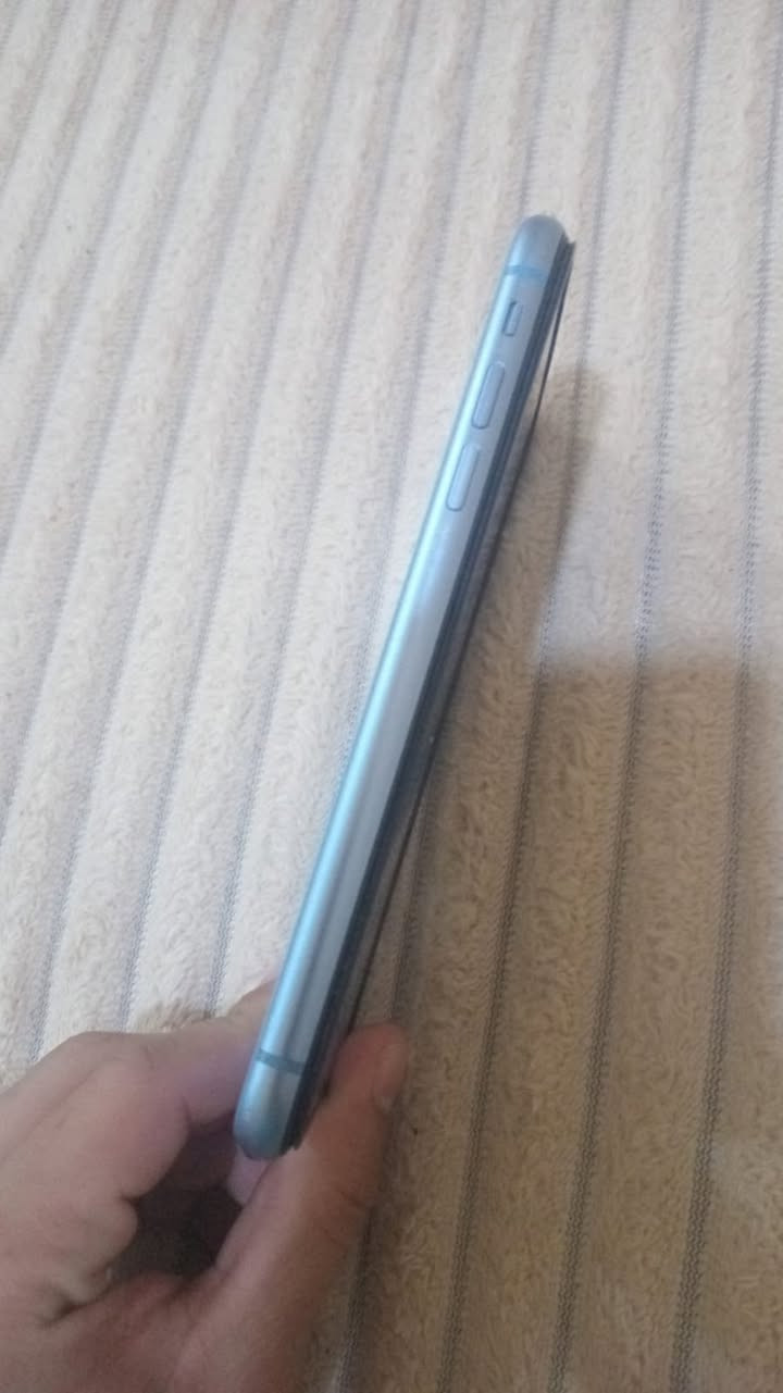 سلام عليكم ايفون xR للبيع نضافه 100/100 مكفول الجهاز لا مفتوح ولا مبدل بي أي قطعه بطاريته 79 حتى شحن ما يصرف رايده ب185 وبي مجال ***********
