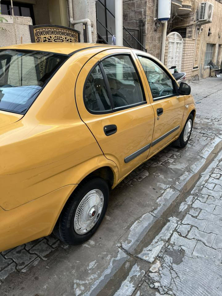 السلام وعليكم طيبة 2016 بيهة صبغ جاملاوغت الامامية  والمكينه مفتوحة  صار شهر من فتحتهة السعر 33 وبيهة مجال الشراي يخابر *********** مكاني بغداد الشالجية
