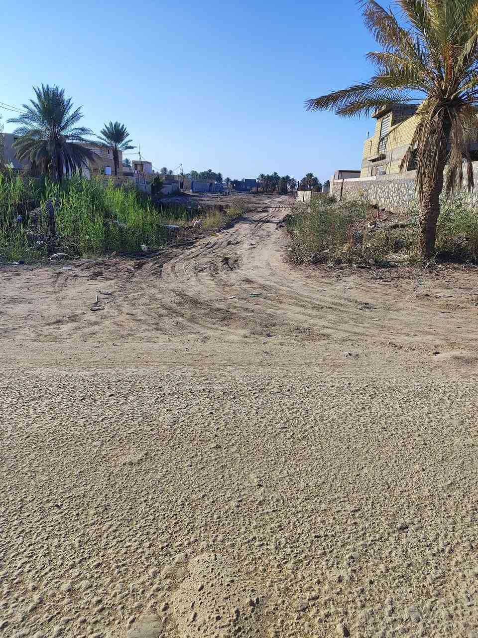 سلام عليكم
قطعه ارض في حي الزهراء طابو زراعي سند 25 مداور بسم المشتري 
مساحه 260 م تبعد عن التبليط والطابو 150 متر كافه الخدمات قريبه يمها
***********
