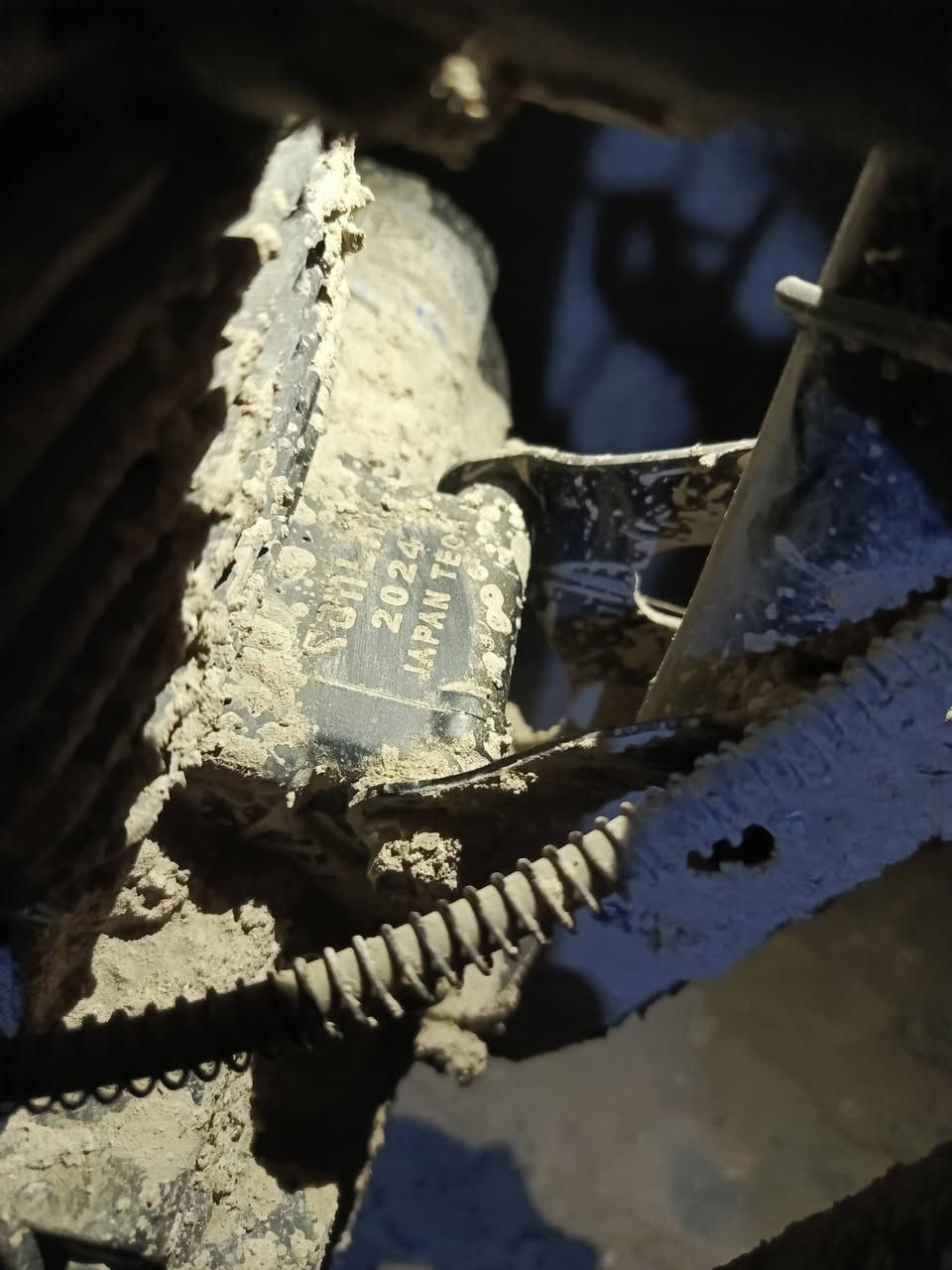 سلام علايكم دراجه موديل 24متروكه كلشي شغال بعدهي رمبه سعر مليون او250بيه مجال ***********وتساب مكاني بغداد الشعله
