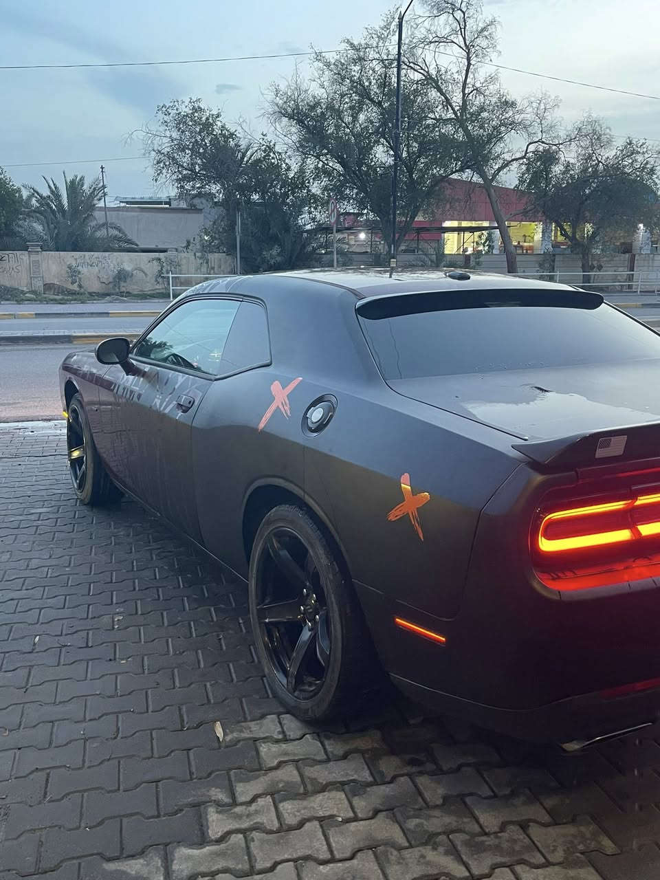 السلام عليكم RT 2018
حادثها جانبي 

مبدل باب وجاملغ

الجاملغ الخلفي مصلح 

السياره مسجلة بالسنويه 3600 يرادلها معاملة تعديل من المرور 

تكلفة المعاملة انا اتحملها 

ترهم مراوس

مكاني بصرة 

***********
