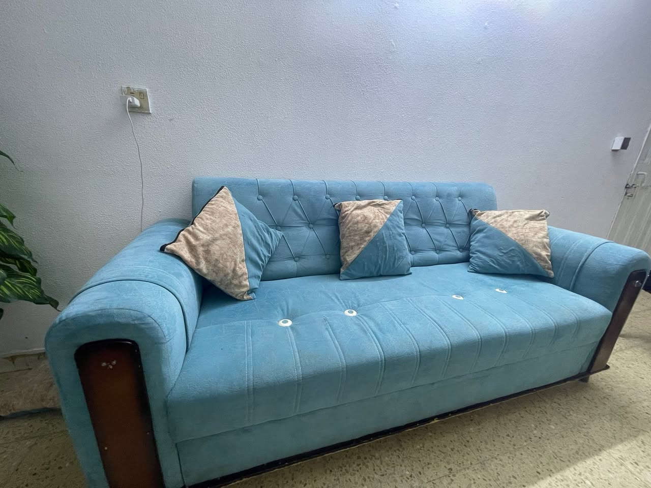 للبيع كنتور مع تخم


**إذا كنت صاحب هذا الإعلان وتريد حذفه لأي سبب، رجاءا أرسل رسالة إلى الدعم الفني**