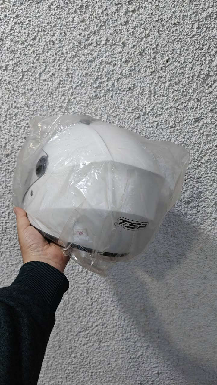 خوذة رياضي جديده سعر 15 
حي اور


**إذا كنت صاحب هذا الإعلان وتريد حذفه لأي سبب، رجاءا أرسل رسالة إلى الدعم الفني**