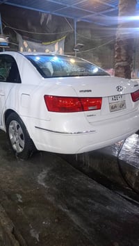 للبيع سوناتا 2009 وارد امريكي فقط جاملغ خلفي بيه صبغ سياره جديده مكينه...