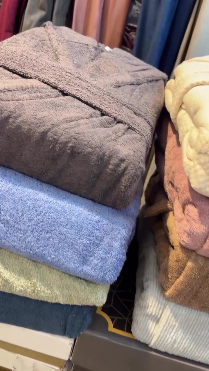 برنص (كب) السعر 20,000🔥
قياسات /L-XL-XXL-XXXL


**إذا كنت صاحب هذا الإعلان وتريد حذفه لأي سبب، رجاءا أرسل رسالة إلى الدعم الفني**
