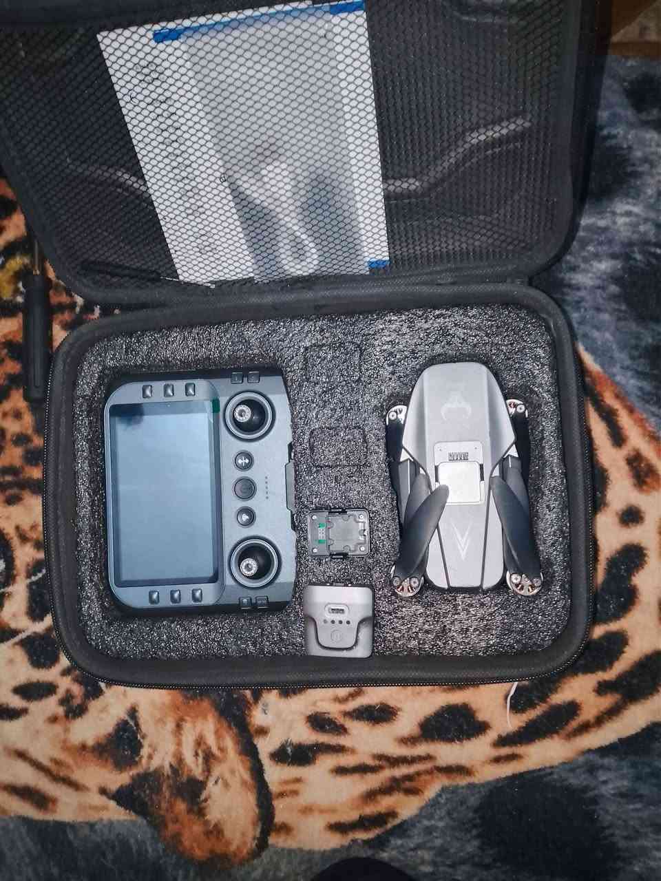 السلام عليكم
طياره درون  sG901 استخدام قليل دقه حلوه اوثبات 

. 
للبيع سعر خاص


**إذا كنت صاحب هذا الإعلان وتريد حذفه لأي سبب، رجاءا أرسل رسالة إلى الدعم الفني**