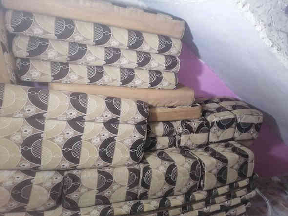 اللبيع جلاسات نضيفات كلش المكان كربلاء حي الغدير يم حديقة الياسمين الشراي يتصل على رقم ***********
