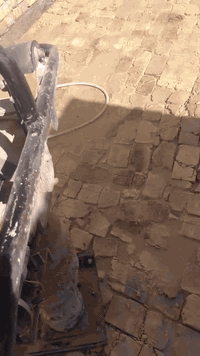 سلام عليكم خوان شغلنه يتضمن حفر تربيع  وصب  وتصعيد كافت لمواد وسعارنه مناسبه ***********
