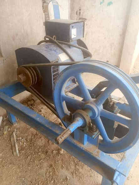 سلام عليكم عندي توليد الكهرباء للبيع مال بير يشتغل على كاردن بل عنتر مكان طوز خورماتو محافظة صلاح الدين سعر 11ورقه بيه مجال توليد 50كيفي بل شرط اتشغل عليه غطاس 30احصان استفسار ***********
