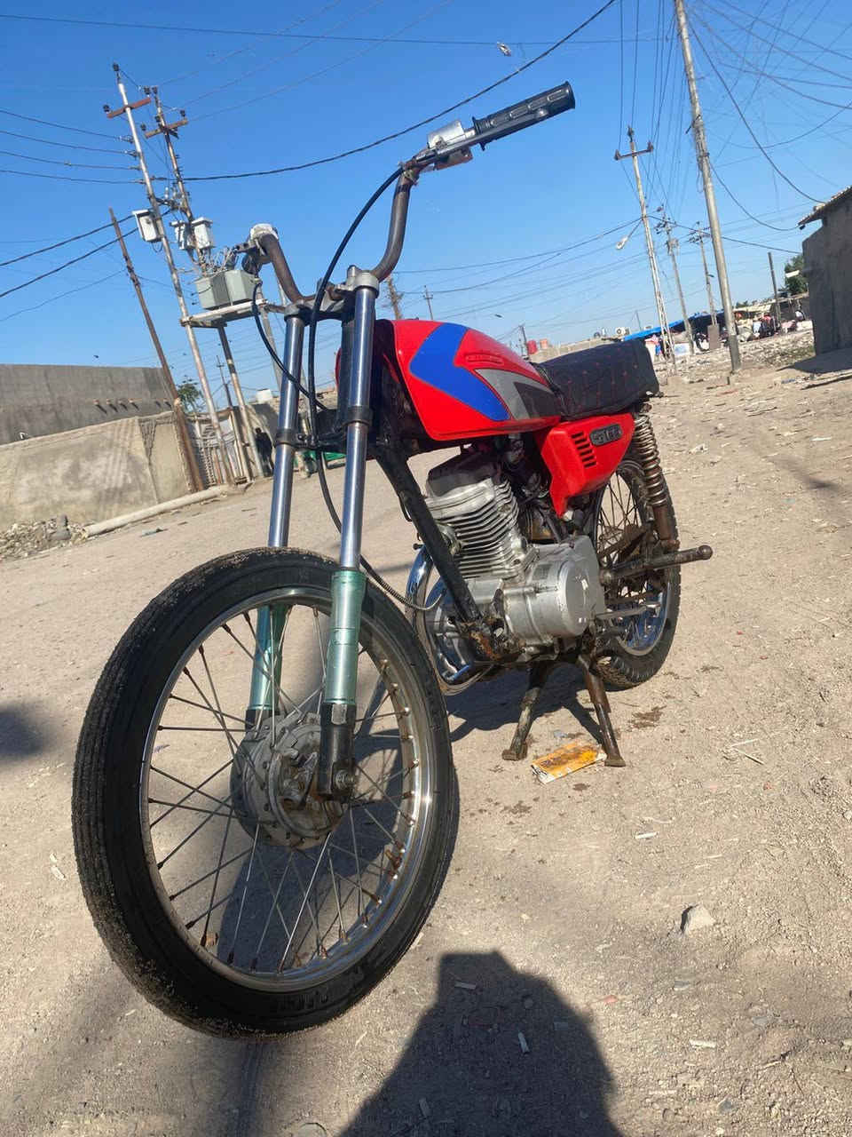 السلام عليكم دراجه نامه محرك نظيف لا تبخير ولا تنقيص ولا صوت كفاله المحرك صوته كلش ناعم بزول جديد تخم تاير تانكي سدر كله جديد وكابريته دراجه جاهزه الاخير كابريتي جديده وكل اغراء جدد صدر رياضي السعر 180 مكان بس راح يطارق قفل 180
***********
