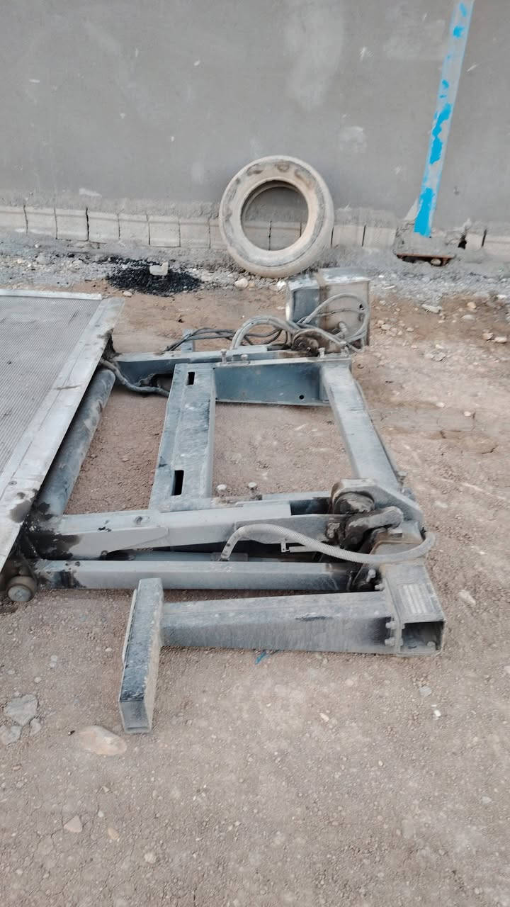 باب كهربائي للبيع الاتصال عل هاتف ***********
